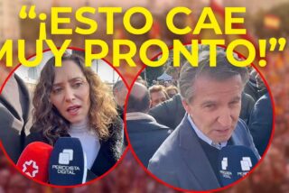 Ayuso y Feijóo con Periodista Digital en la manifestación contra la Sánchez.