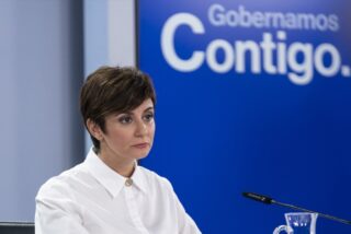 La ministra &lsquo;risitas&rsquo; amenaza con aplicar el 155 contra Ayuso mientras se abraza con Junqueras y Puigdemont