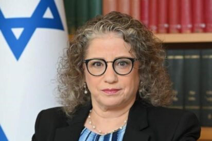 La embajadora israeli Einat Kranz-Neiger
