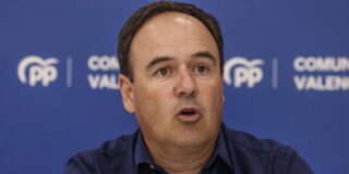 PP y VOX diluyen el efecto de los ataques sanchistas a Mazón y acuerdan la investidura de un nuevo presidente