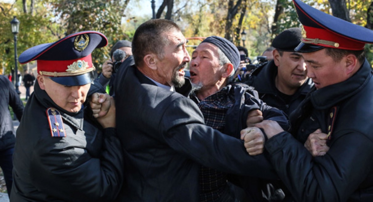 Protestas contra China en Kazajistán (1)