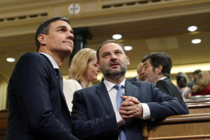 Pedro S&aacute;nchez y Jos&eacute; Luis &Aacute;balos.