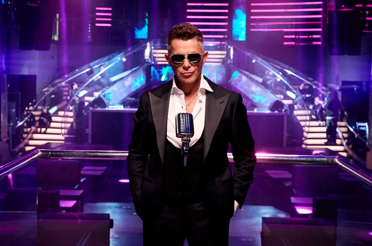 El regreso m&aacute;s esperado: &ldquo;&iquest;Y Ahora Qu&eacute; +?&rdquo; marca una nueva era en la carrera de Alejandro Sanz