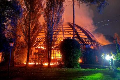 Un incendio devora la cúpula de madera del restaurante Mas Marroch, emblema de los hermanos Roca