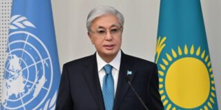 El presidente Tokayev