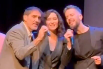 Isabel Díaz Ayuso con Los Meconios