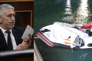 Fernando Grande-Marlaska y la zodiac destrozada por las embstidas de los narcos.