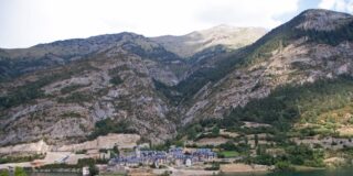 El pueblo pirenaico que volvi&oacute; a nacer tras ser desalojado