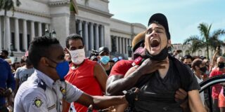 La dictadura cubana indulta a 2.010 presos por Pascua