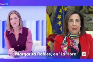 Silvia Intxaurrondo y Margarita Robles.