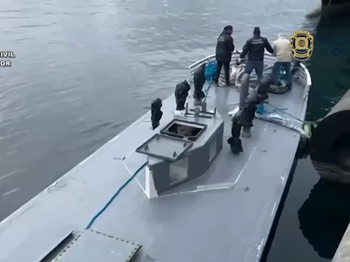 Un narcosubmarino capturado por la Guardia Civil-
