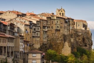 Cinco pueblos medievales de Burgos que te harán viajar al pasado