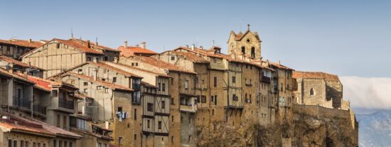 Cinco pueblos medievales de Burgos que te harán viajar al pasado