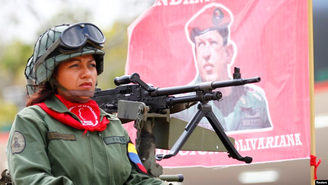 Armas rusas y chinas en la Venezuela chavista