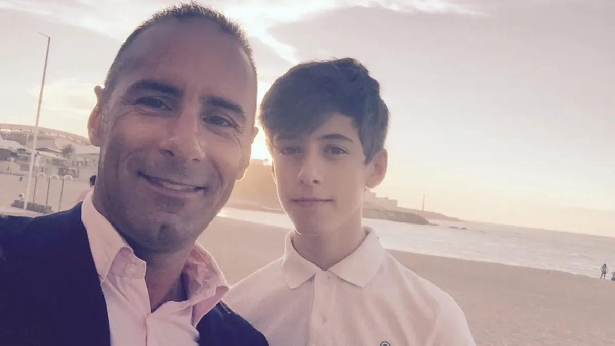 El actor Daniel Ouro y su hijo , Siro