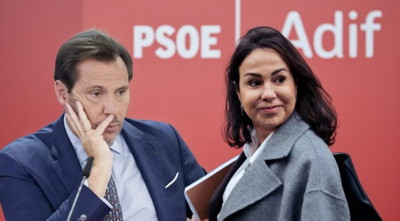 El ministro de Transportes , Óscar Puente, y la expresidenta de Adif, Isabel Pardo de Vera