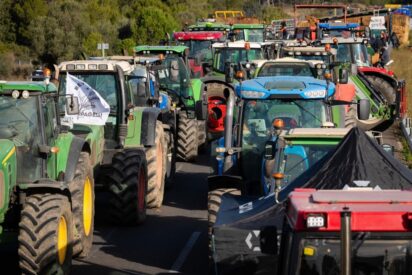 Los tractores protagonizan las movilizaciones de agricultores europeos contra el acuerdo EU-Mercosur