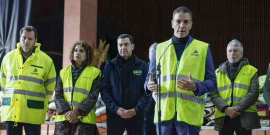 Sánchez, Puente, Marlaska, Moreno y Montero en Adamuz
