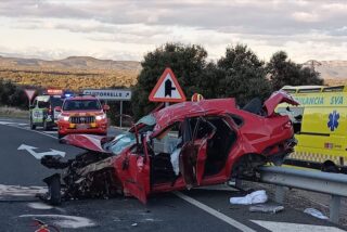 Las carreteras est&aacute;n a&uacute;n peor que las v&iacute;as de tren y a nadie parece importarle
