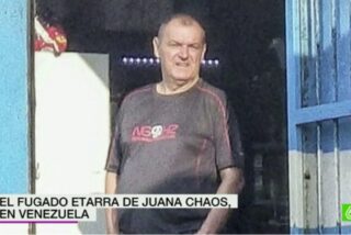De Juana Chaos en su bar en Venezuela. 