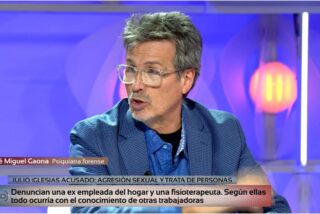 El doctor Gaona se sale de la cacer&iacute;a de la izquierda contra Julio Iglesias: &ldquo;Les viene bien&rdquo;