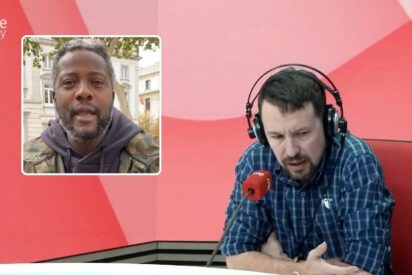 No cabe mayor indignidad: Pablo Iglesias utiliza la tragedia ferroviaria en Adamuz para atacar a Bertrand Ndongo