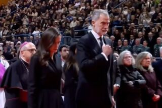 El gesto de Letizia en el funeral por las v&iacute;ctimas de Adamuz que cabrea a muchos