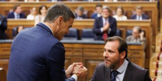 Pedro S&aacute;nchez y &Oacute;scar Puente