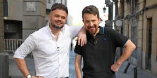 La hemeroteca los condena: Gabriel Rufi&aacute;n y Pablo Iglesias retratan a toda la izquierda por su hipocres&iacute;a con Adamuz