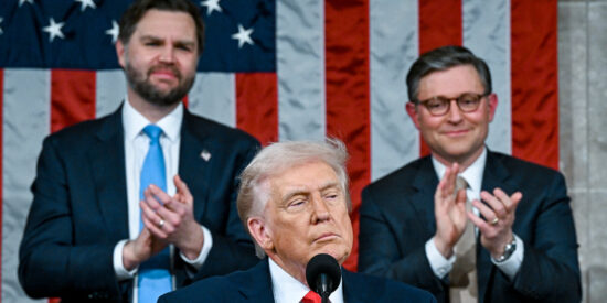 Trump, cripto y poder: declara m&aacute;s de 1.000 millones de d&oacute;lares tras regreso a la Casa Blanca
