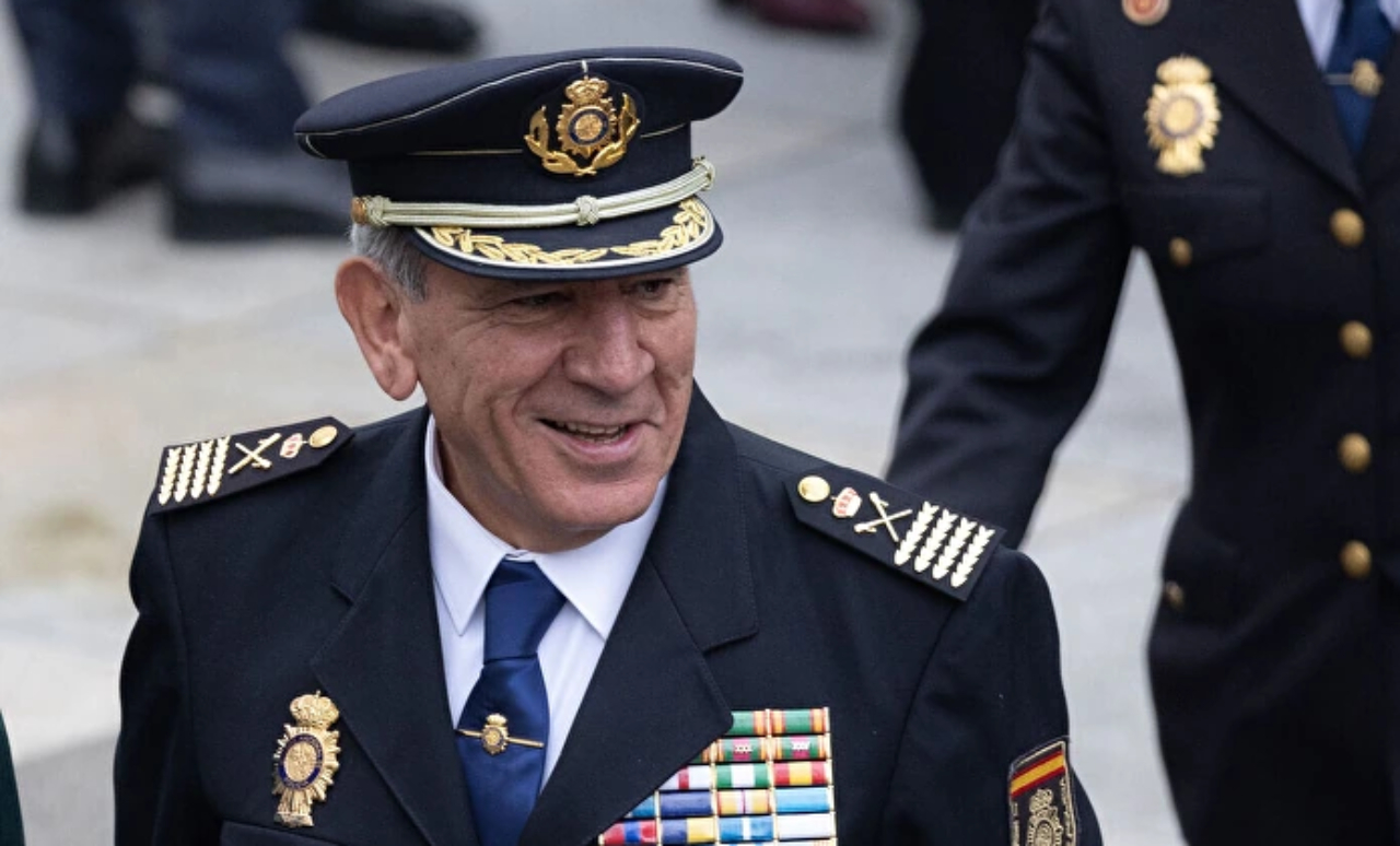 José Ángel González