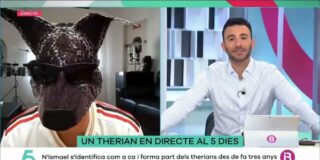 Momentazo en pleno directo en la televisi&oacute;n balear: Un &lsquo;therian&rsquo; irrumpe al grito de "&iexcl;Perro S&aacute;nchez, hijo de p*ta!"