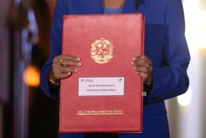 Espa&ntilde;a pide a la UE levantar sanciones tras aprobaci&oacute;n de la ley de amnist&iacute;a y Venezuela recibe m&aacute;s de mil 500 solicitudes de amnist&iacute;a&nbsp;
