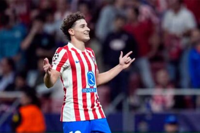 El Atl&eacute;tico asalta el Camp Nou, le mete un 0-2 al Bar&ccedil;a y huele las semifinales de Champions