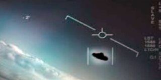 El Pent&aacute;gono filtra im&aacute;genes de un ovni sobrevolando el cielo entre Siria y Jordania