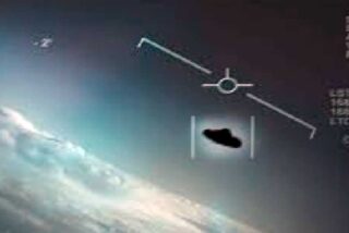 El Pent&aacute;gono filtra im&aacute;genes de un ovni sobrevolando el cielo entre Siria y Jordania