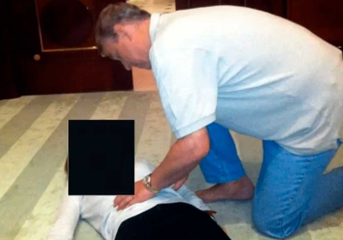 &iexcl;Esc&aacute;ndalo en Buckingham Palace!: El Departamento de Justicia de EE.UU difunde fotos comprometedoras del ex Pr&iacute;ncipe Andr&eacute;s