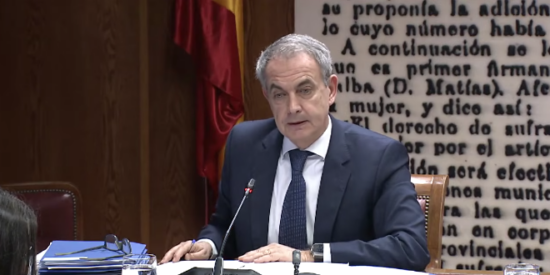 EN DIRECTO/ Zapatero reconoce que cobr&oacute; 70.000 &euro; anuales del conseguidor de Plus Ultra y que enchuf&oacute; a sus hijas