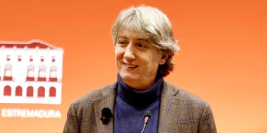 Carlos Mart&iacute;nez