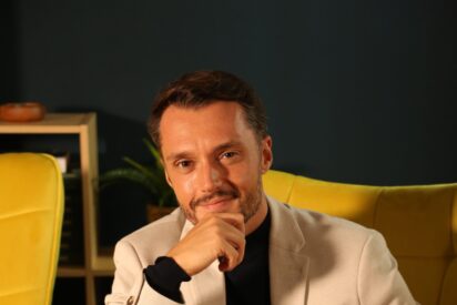 Manifestadores: la revoluci&oacute;n del desarrollo personal en el mundo hispanohablante