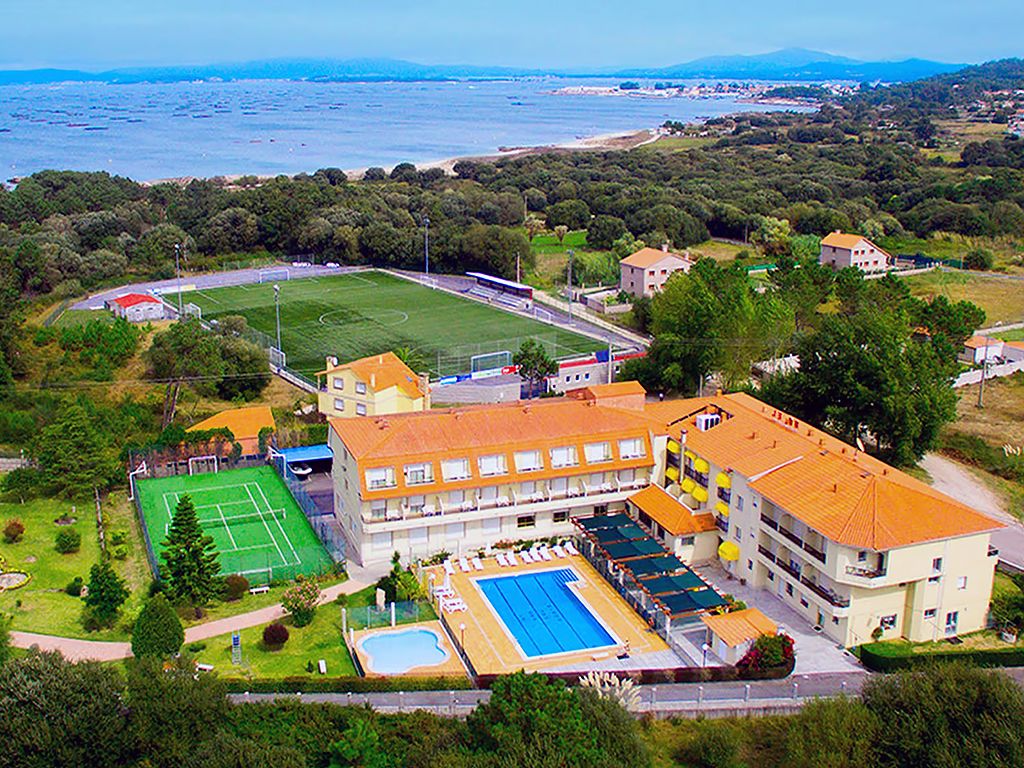 Apartamentos 3000 adquiere un hotel en O Grove y crear&aacute; puestos de trabajo para 15 familias pontevedresas