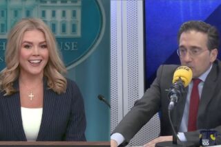 Karoline Leavitt y Jos&eacute; Manuel Albares.