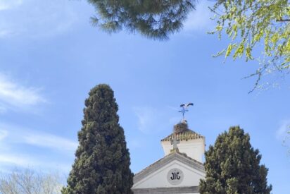 El Colegio Juan Pablo II de Parla lleva la educaci&oacute;n a las calles con un V&iacute;a Crucis de m&aacute;s de 300 alumnos