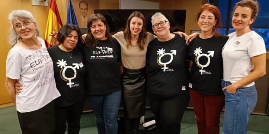 Las 'charos' de Podemos, con Irene Montero en cabeza.