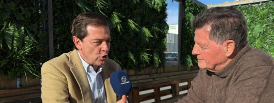 Ma&ntilde;ueco (PP) da a Alfonso Rojo la clave para acabar con el PSOE y avanza si pactar&aacute; con VOX