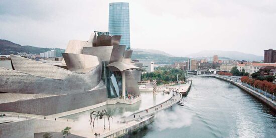 Bilbao impulsa j&oacute;venes defensores junto a la Fundaci&oacute;n Robert F. Kennedy Human Rights Spain
