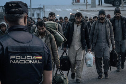 La Policía desbordada en España por la llegada de inmigrantes ilegales