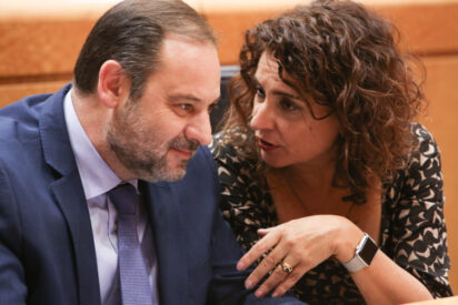 María Jesús Montero y José Luis Ábalos (PSOE).