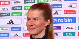 Marie-Louise Eta, diosa del f&uacute;tbol y blanco de odio en redes sociales