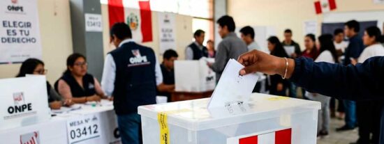 27 millones de peruanos enfrentan la jornada m&aacute;s compleja de su historia democr&aacute;tica